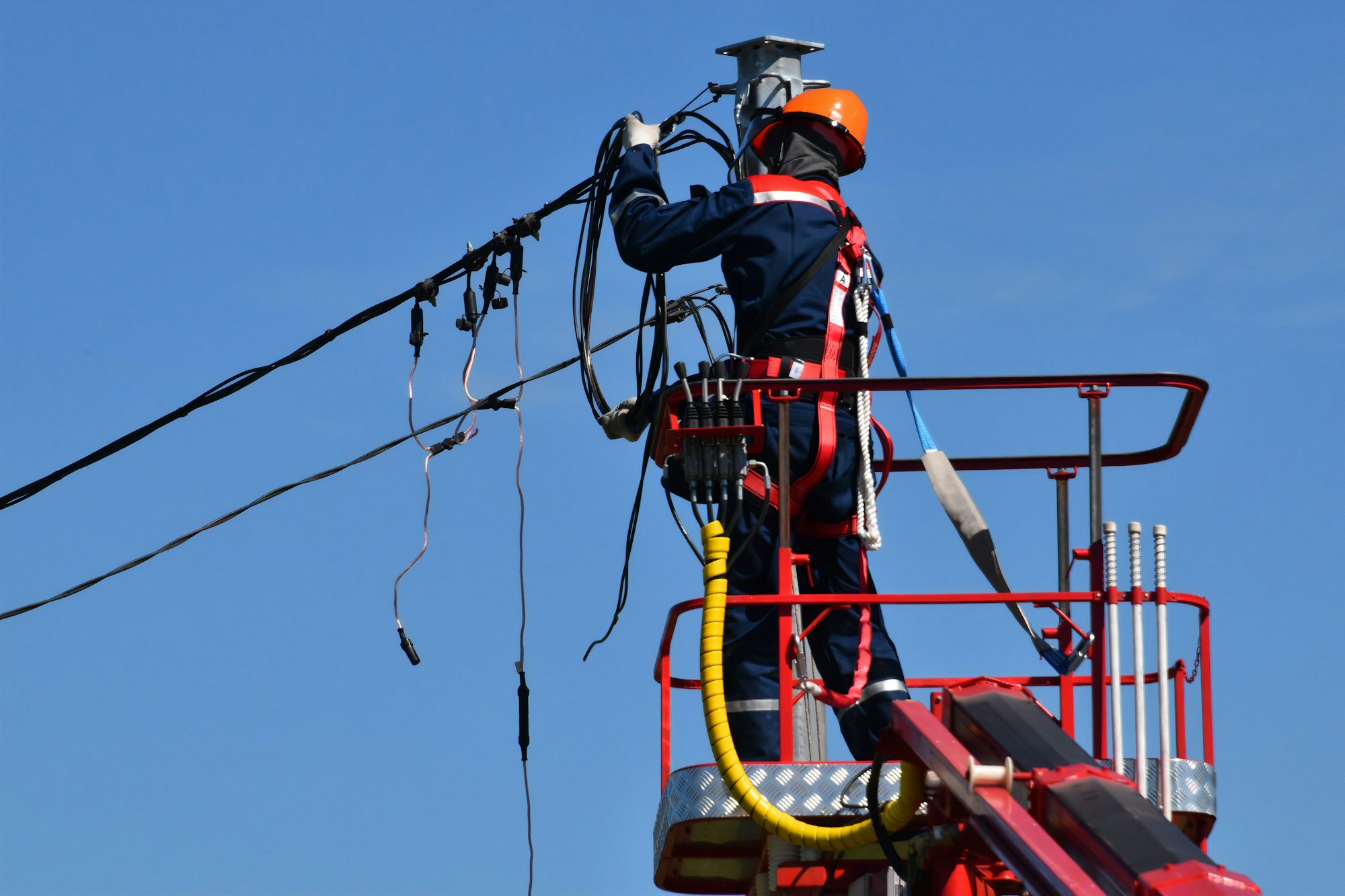 Overhead service drop replaced at a house in Cherrywood, Austin